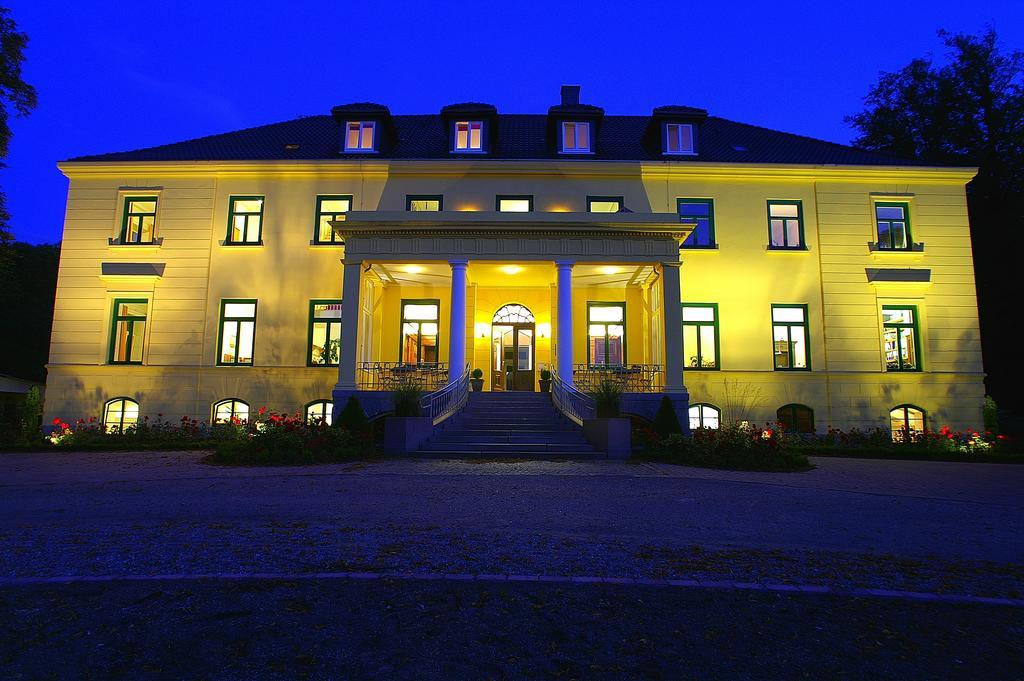 Schloss Harkensee Dassow 外观 照片